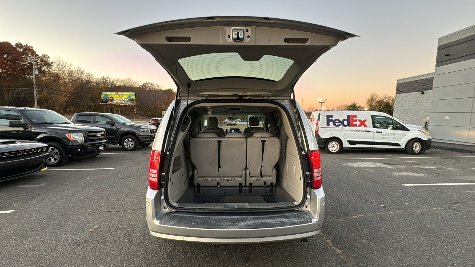 2009 Chrysler Town and Country  19