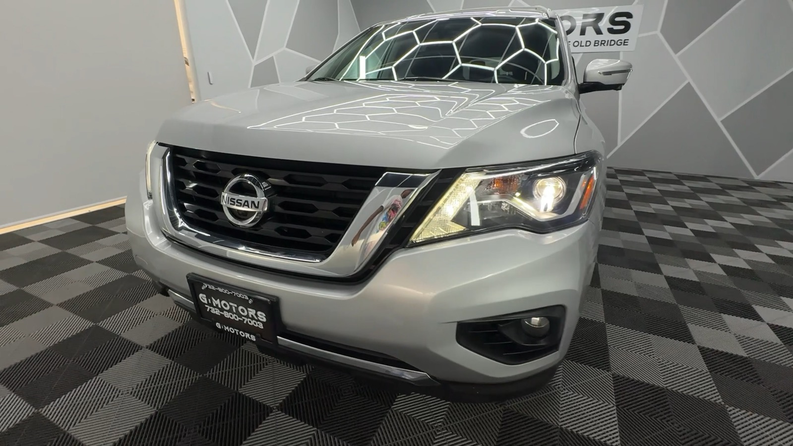 2020 Nissan Pathfinder SL Sport Utility 4D 16