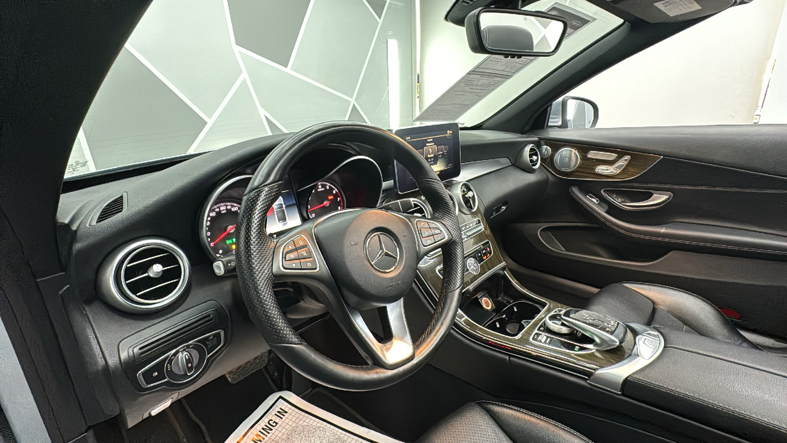 2018 Mercedes-Benz C-Class  39