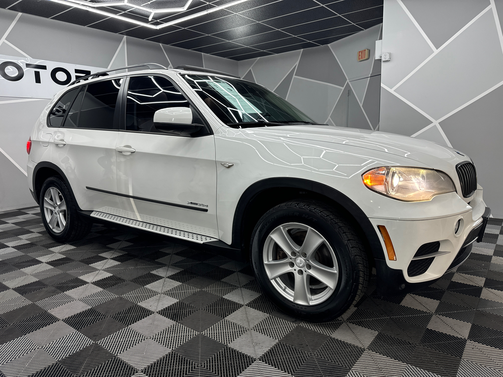 2012 BMW X5 xDrive35d Sport Utility 4D 12