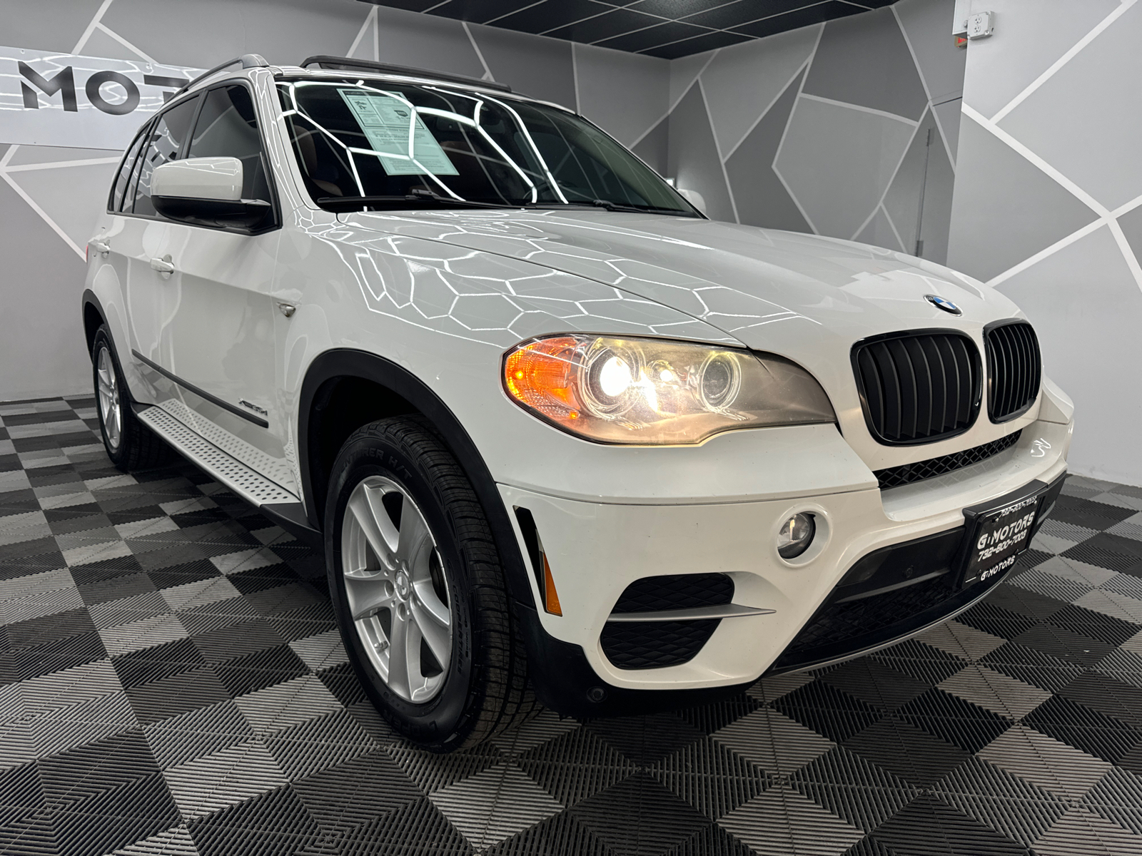 2012 BMW X5 xDrive35d Sport Utility 4D 13