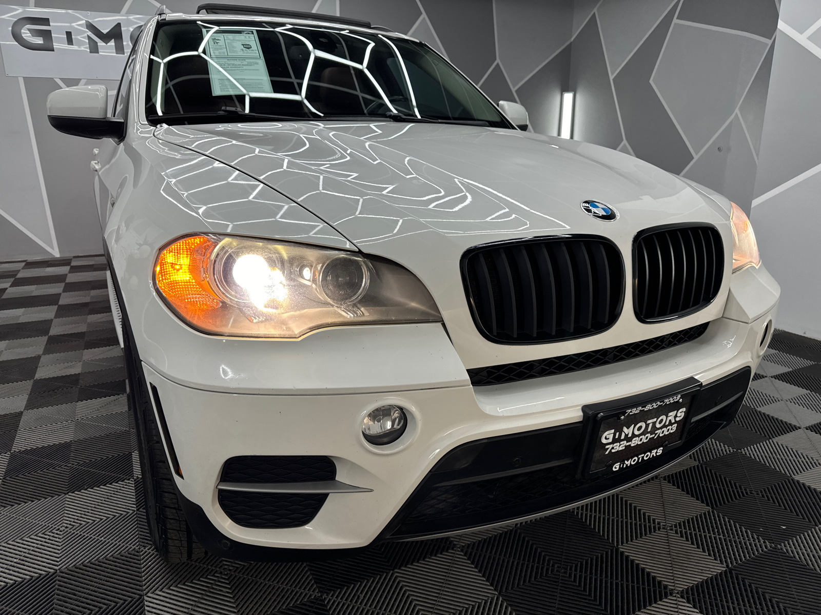 2012 BMW X5 xDrive35d Sport Utility 4D 14