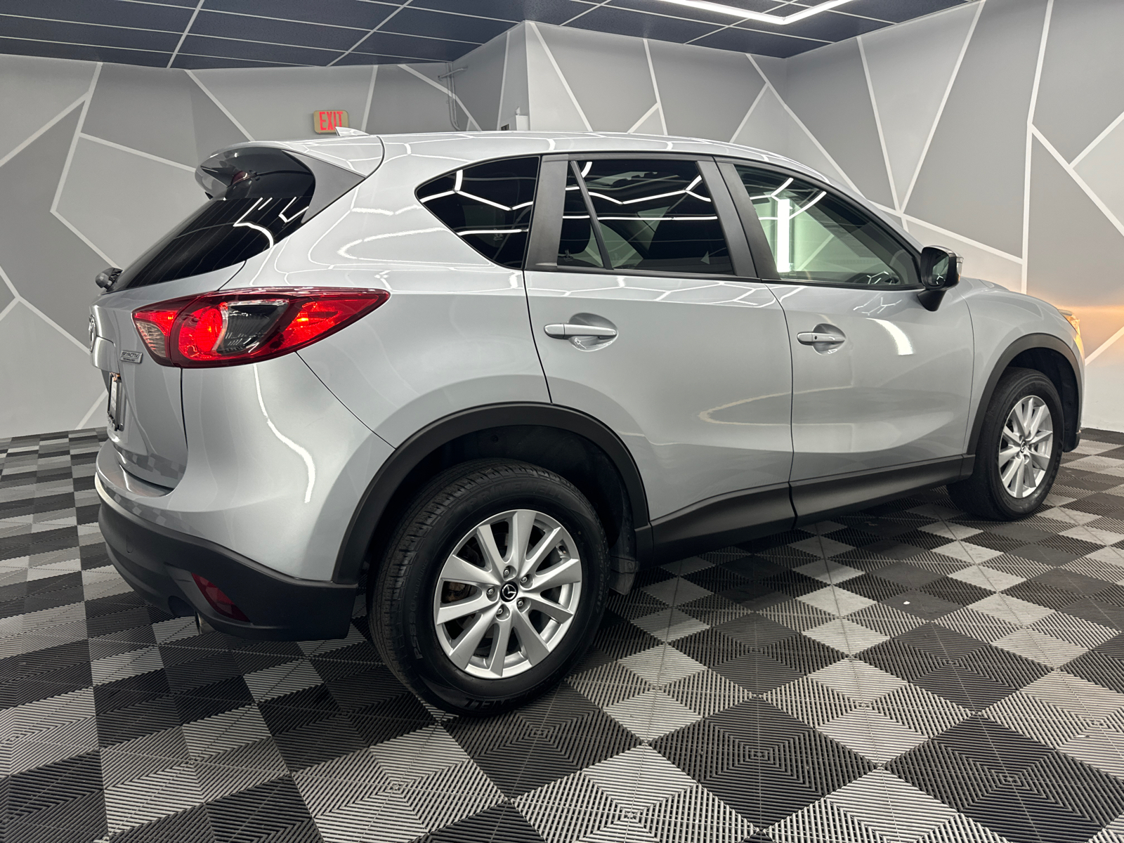 2016 MAZDA CX-5 Touring Sport Utility 4D 10