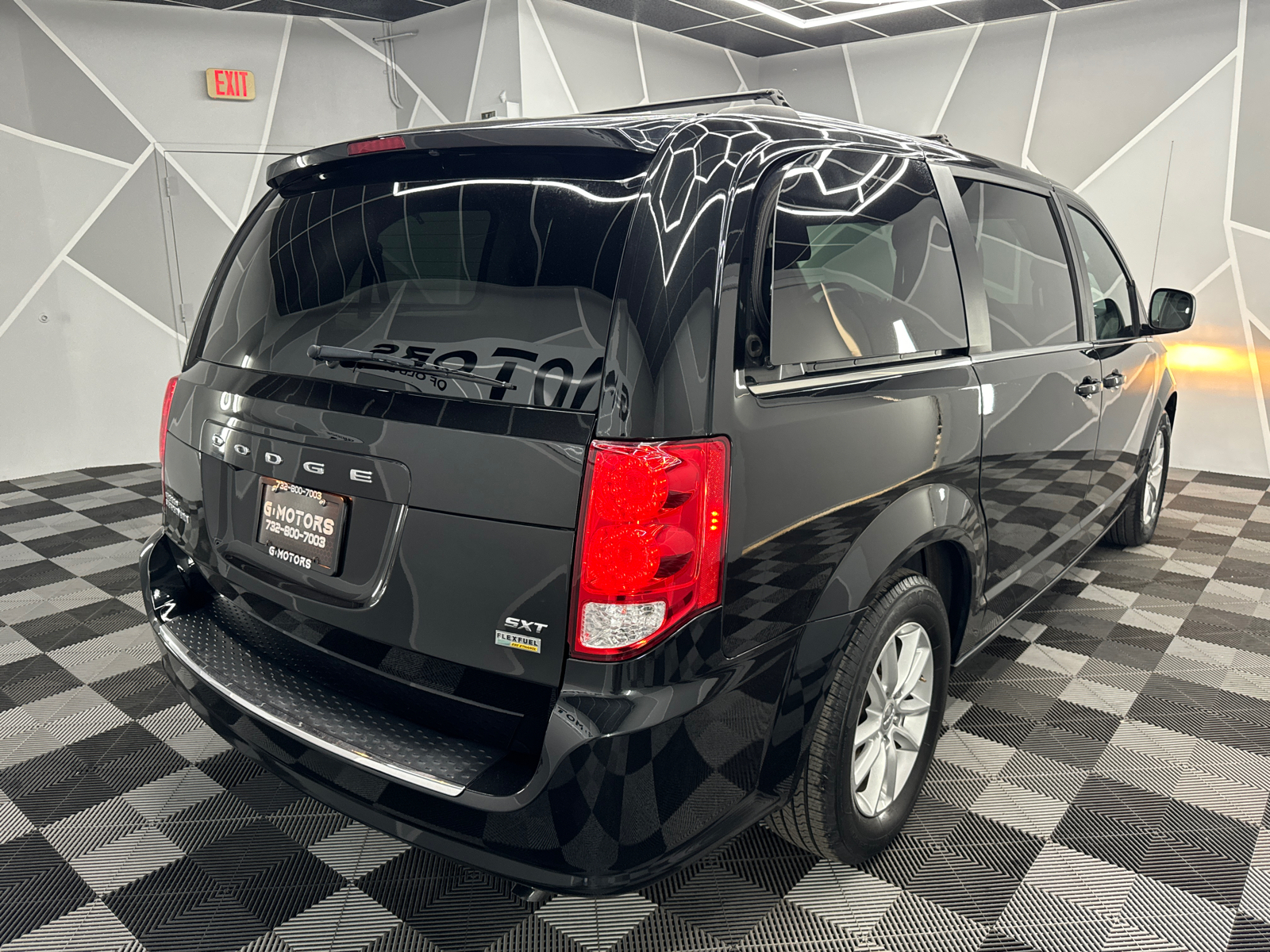 2019 Dodge Grand Caravan Passenger SXT Minivan 4D 9