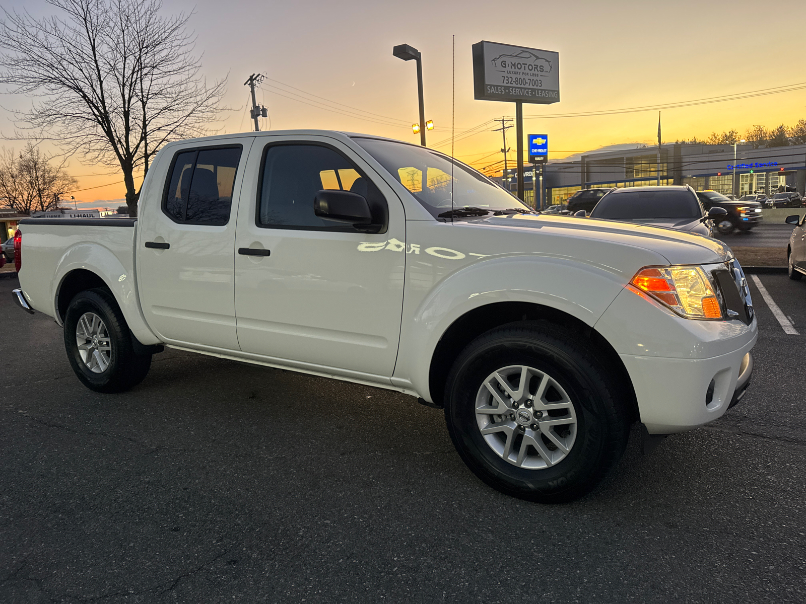 2021 Nissan Frontier Crew Cab SV Pickup 4D 5 ft 12