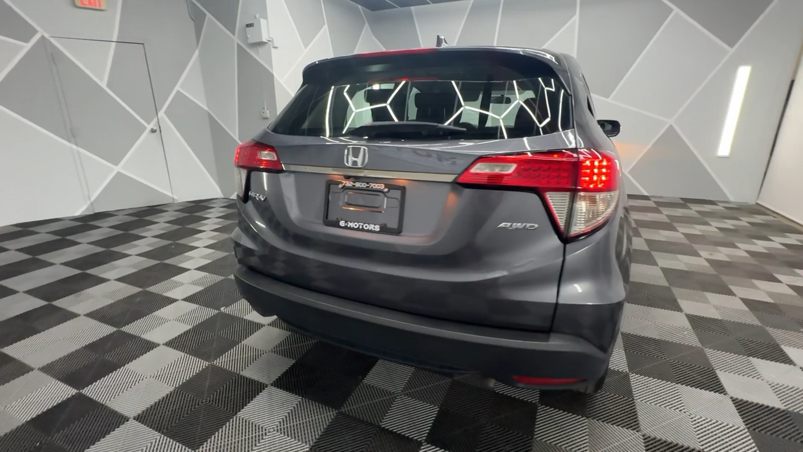 2020 Honda HR-V LX Sport Utility 4D 12