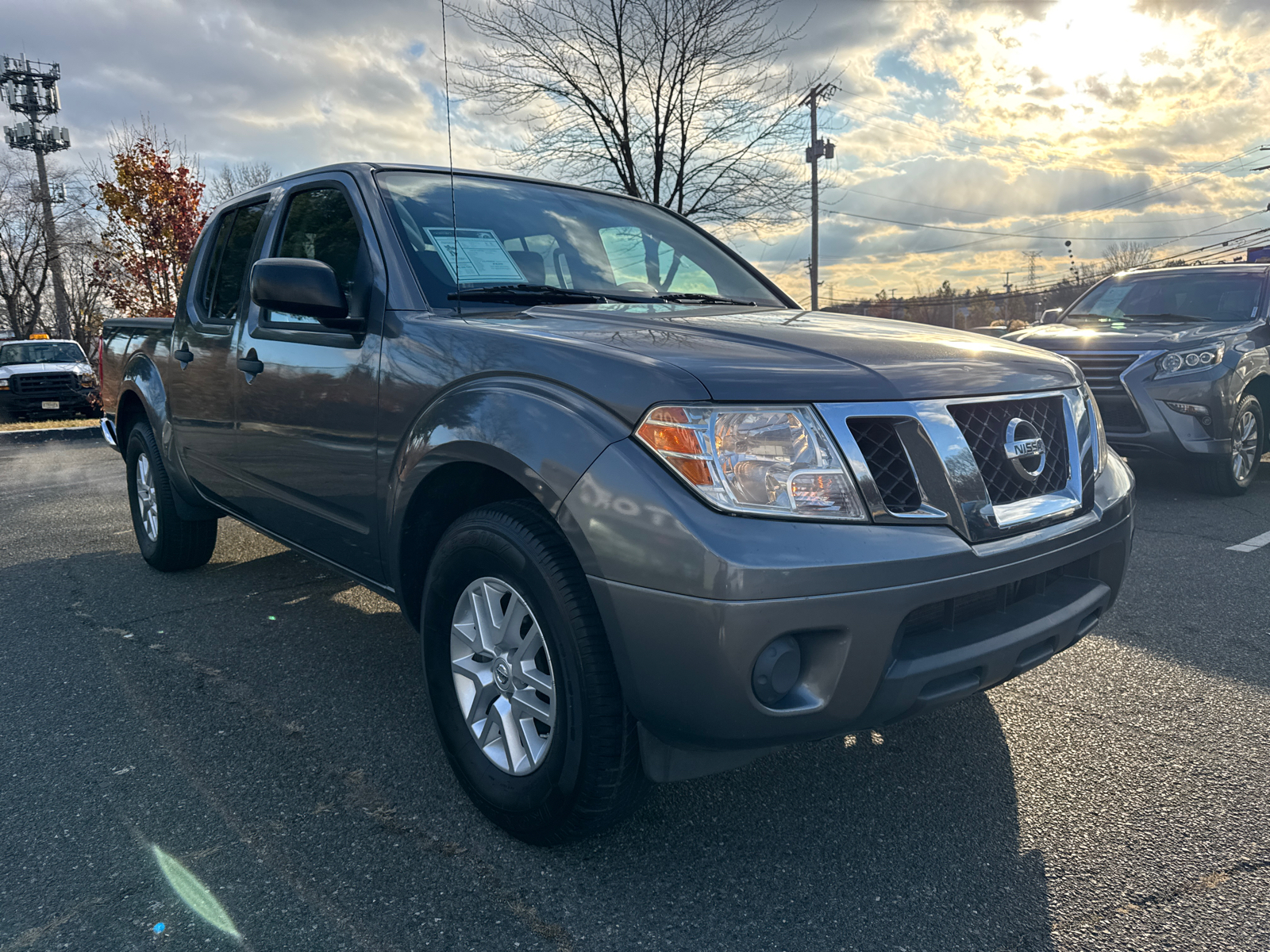 2019 Nissan Frontier  13