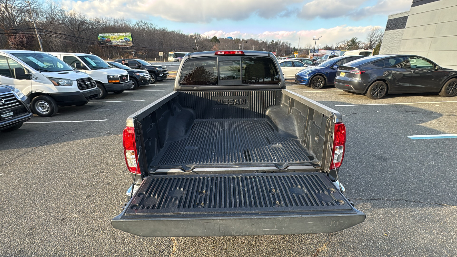 2019 Nissan Frontier  22