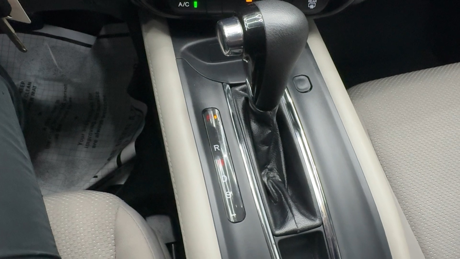 2018 Honda HR-V LX Sport Utility 4D 61