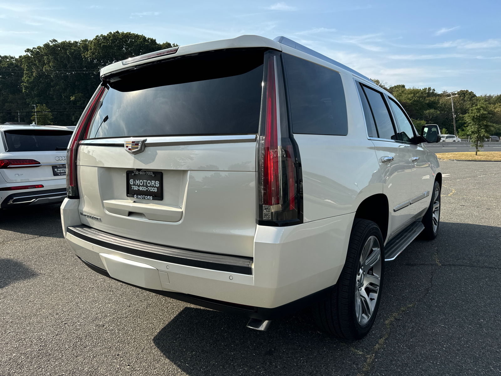 2015 Cadillac Escalade Luxury Sport Utility 4D 5