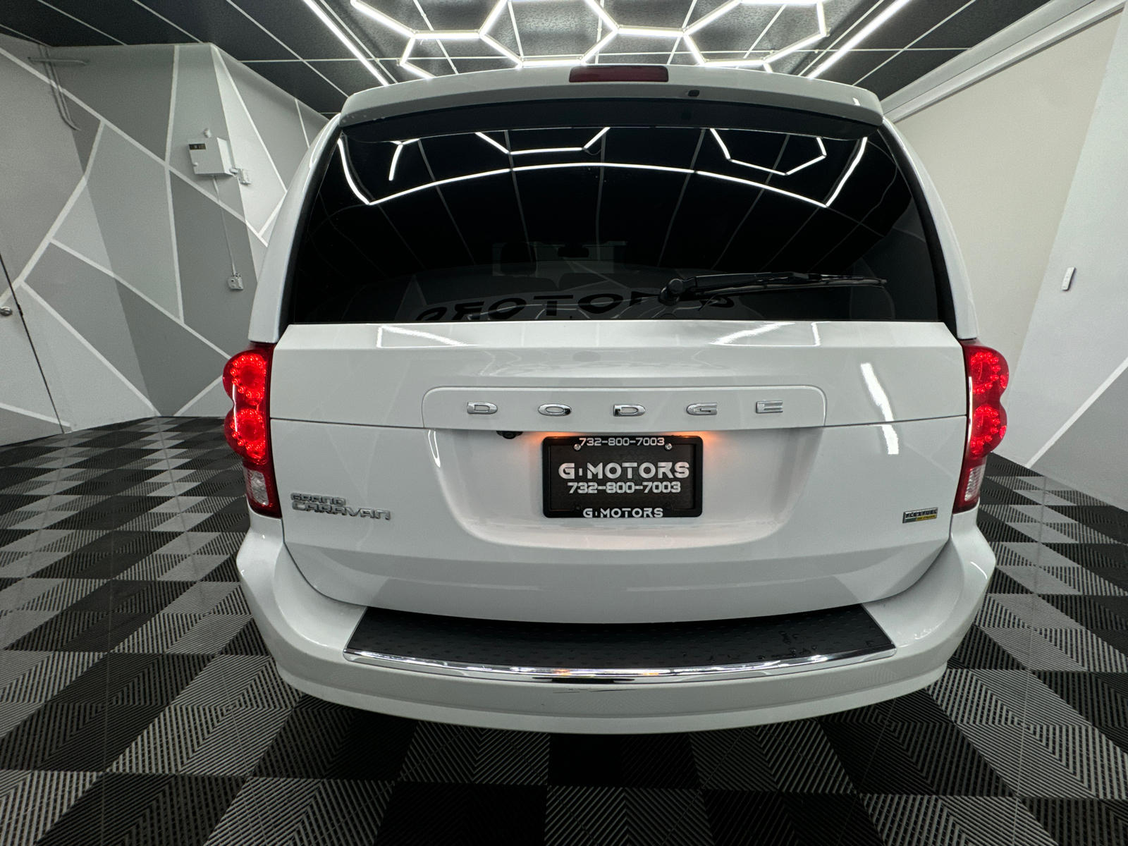 2019 Dodge Grand Caravan Passenger SE Plus Minivan 4D 7