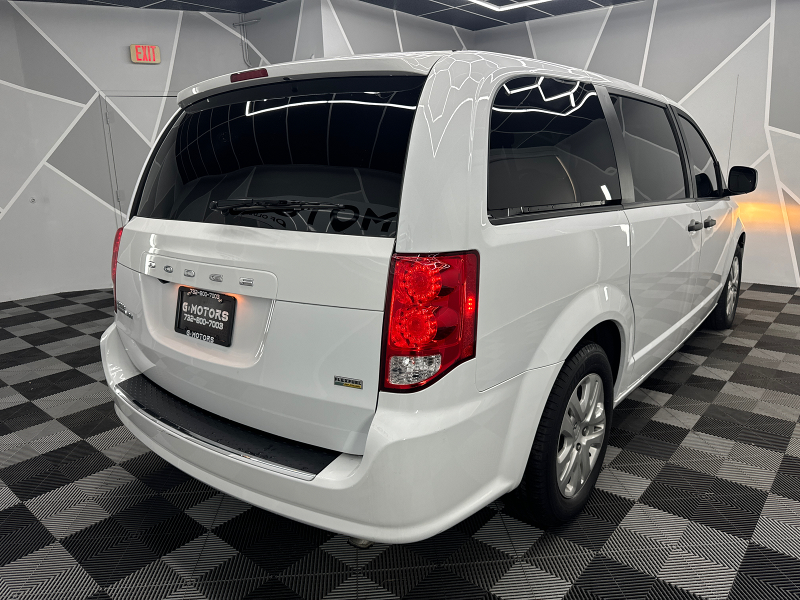 2019 Dodge Grand Caravan Passenger SE Plus Minivan 4D 9