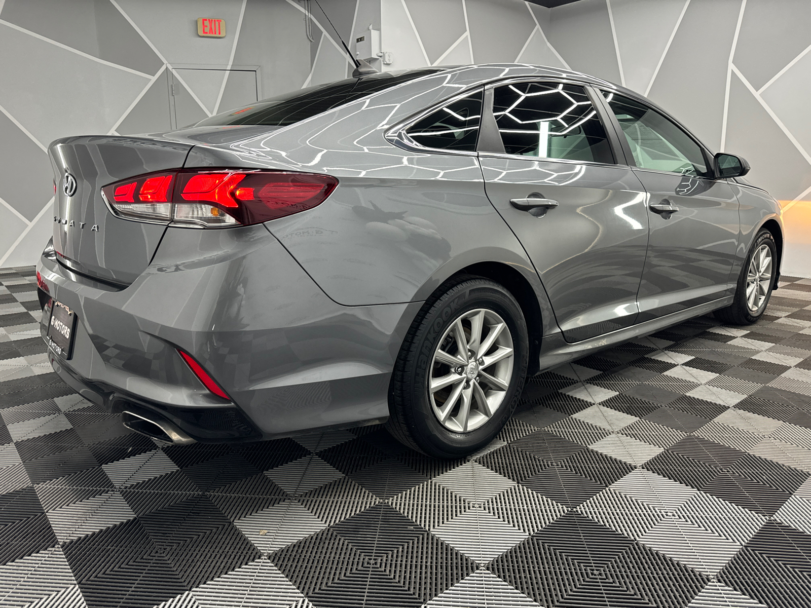 2019 Hyundai SONATA  10