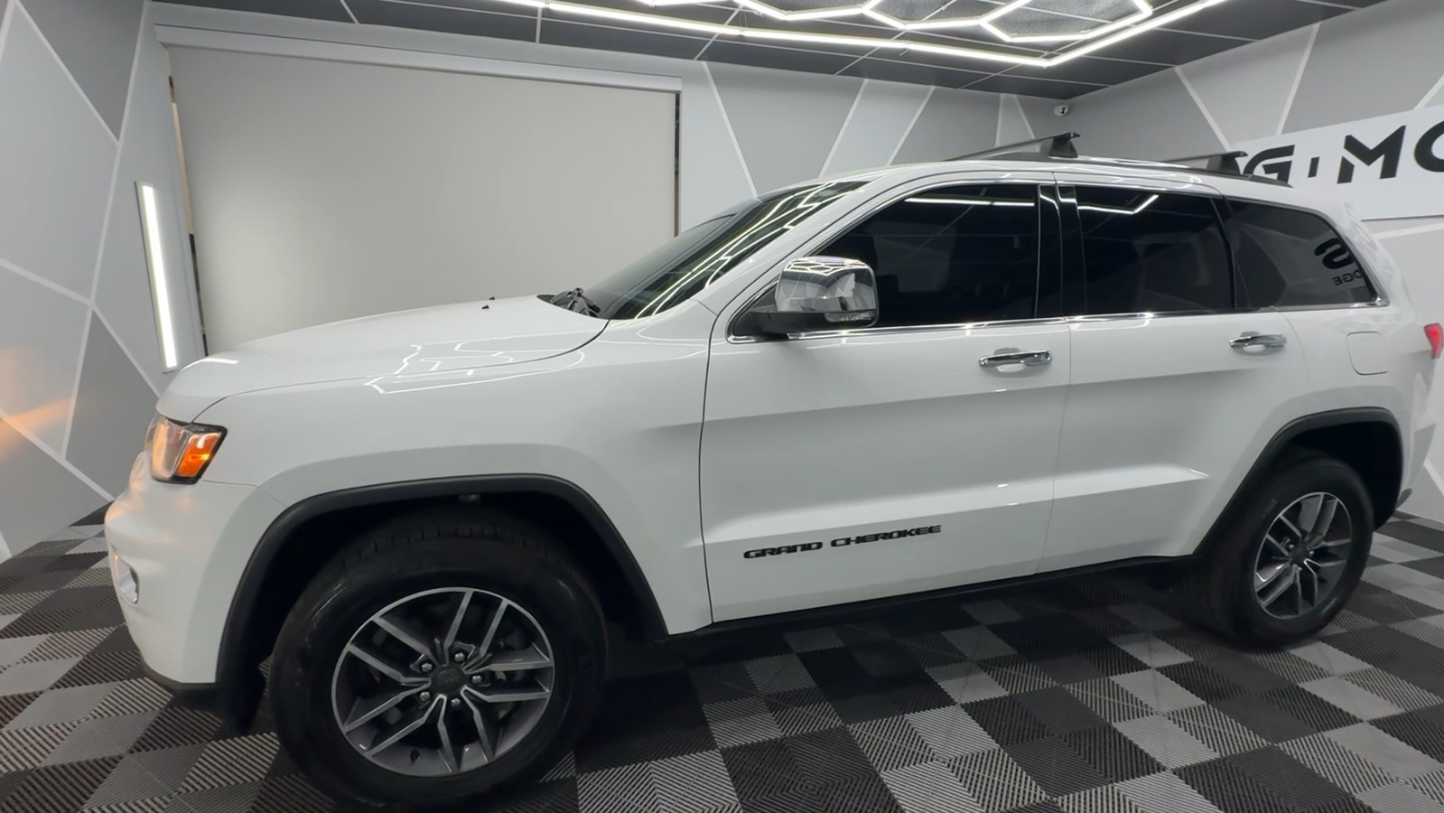 2019 Jeep Grand Cherokee Limited Sport Utility 4D 3