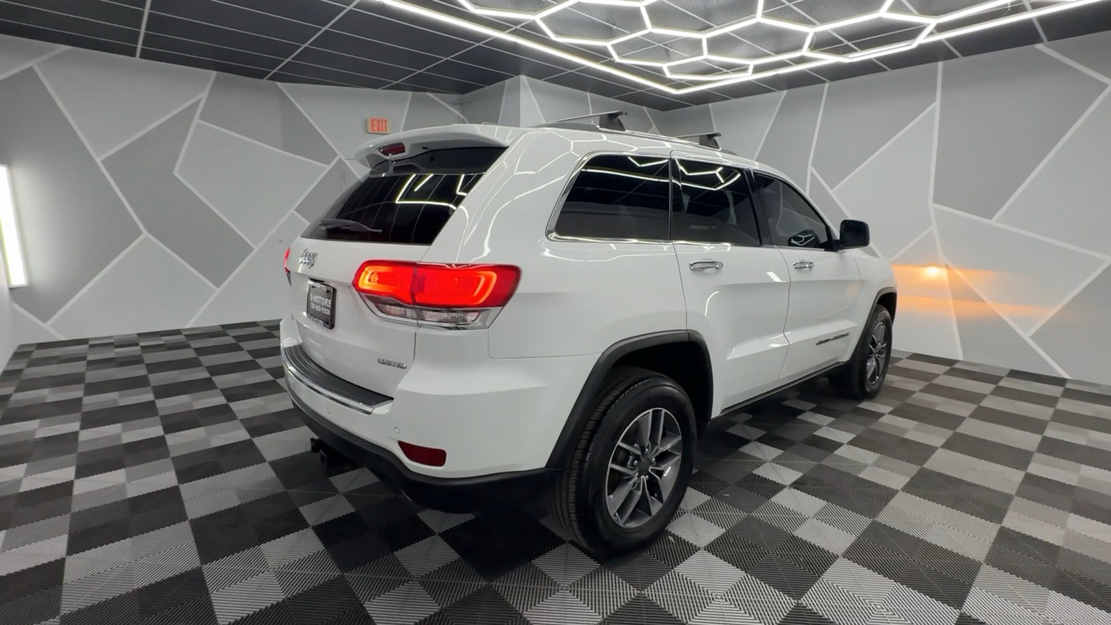 2019 Jeep Grand Cherokee Limited Sport Utility 4D 10