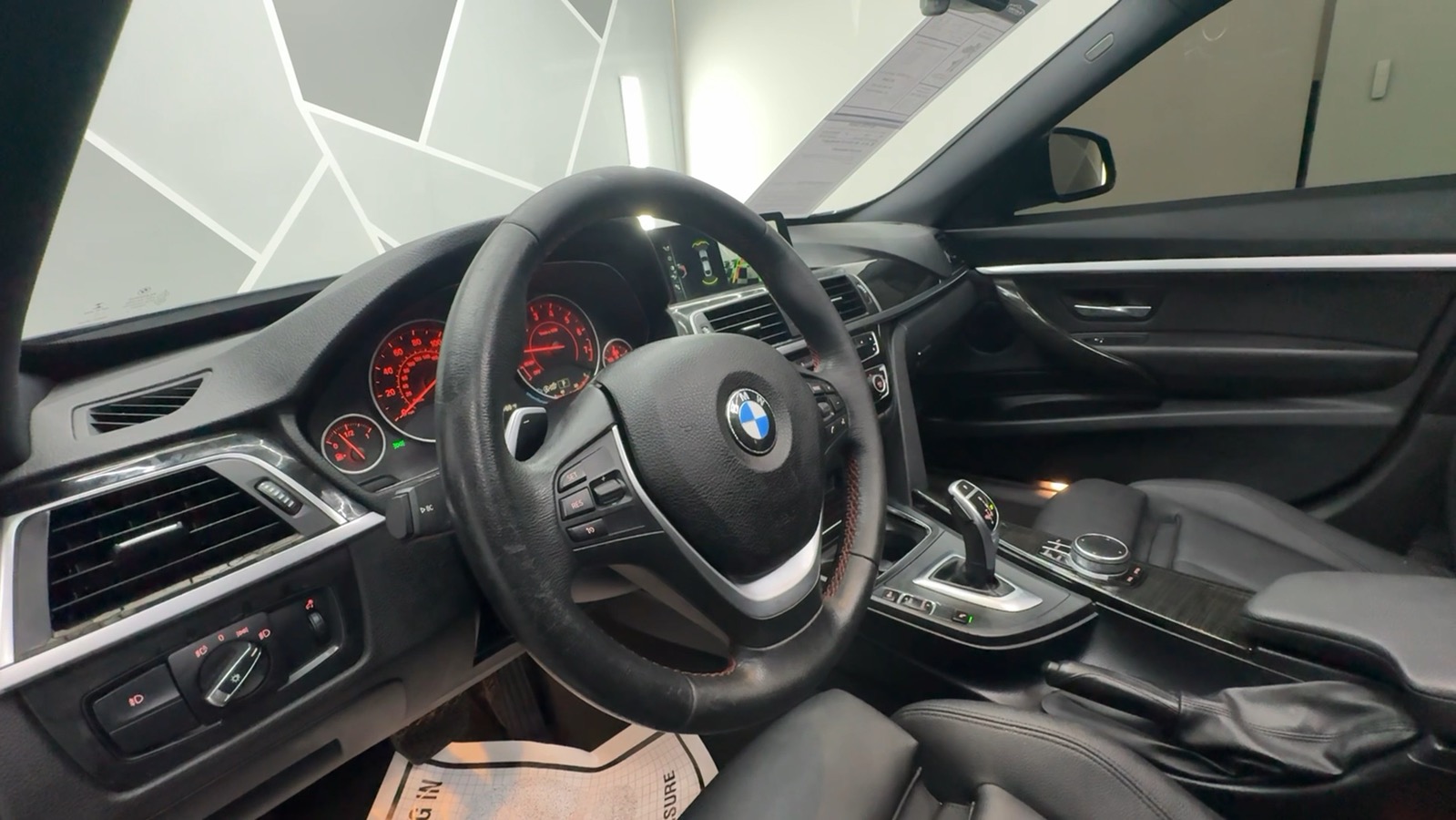 2017 BMW 3 Series 330i Gran Turismo xDrive Sedan 4D 40