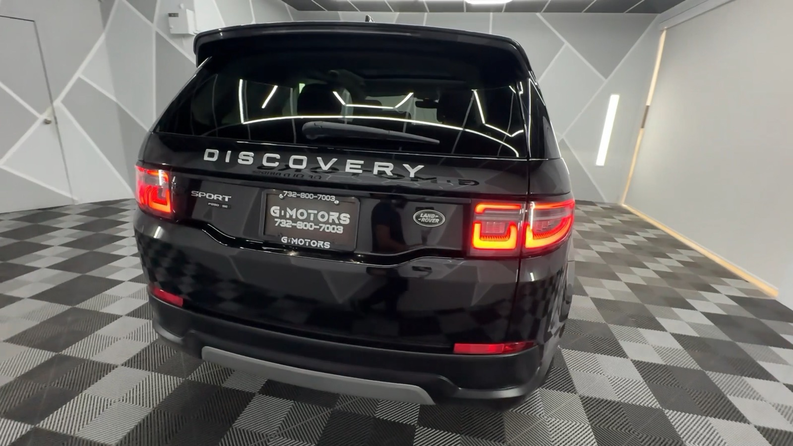 2020 Land Rover Discovery Sport SE Sport Utility 4D 8