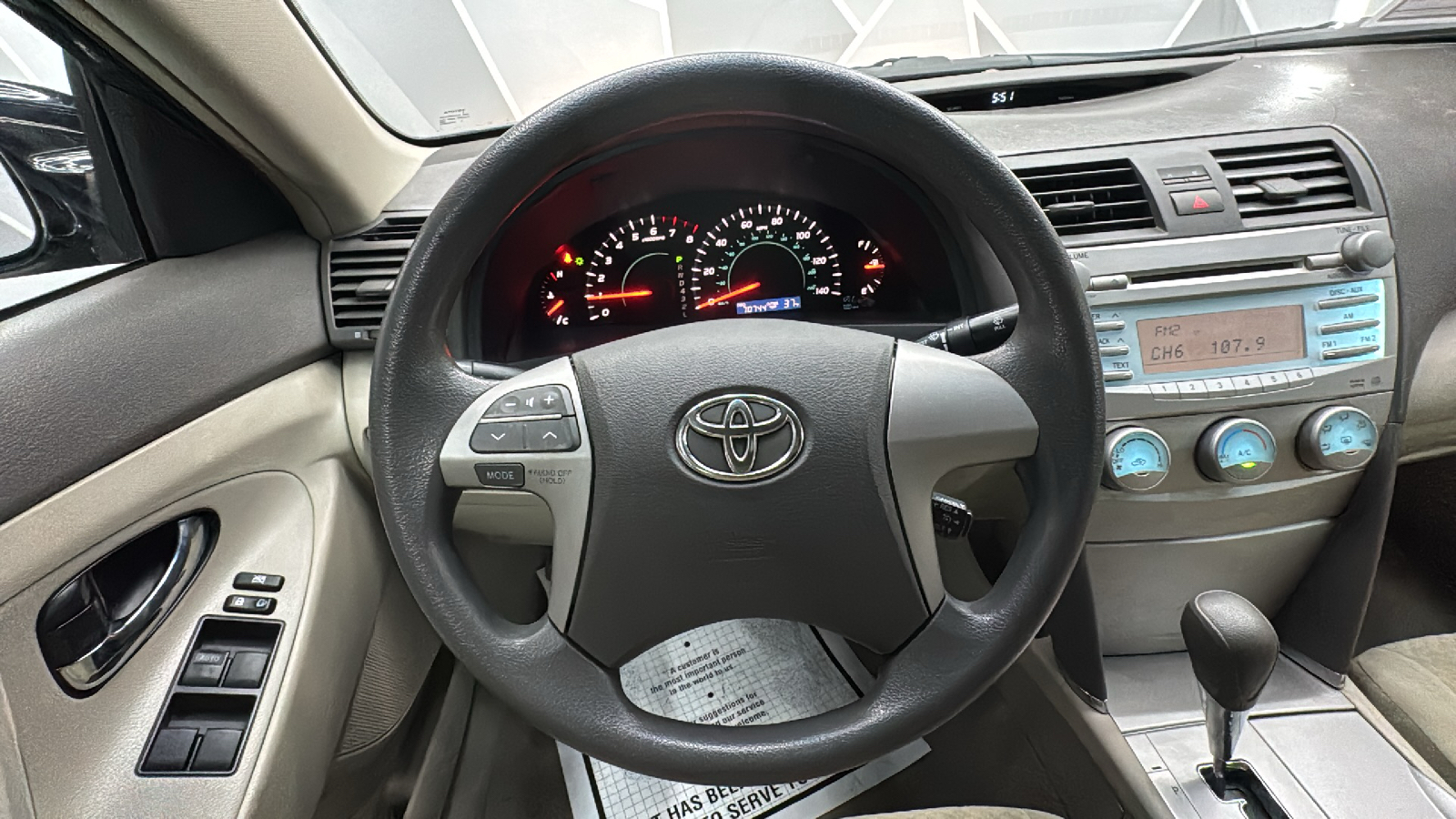 2009 Toyota Camry LE Sedan 4D 38