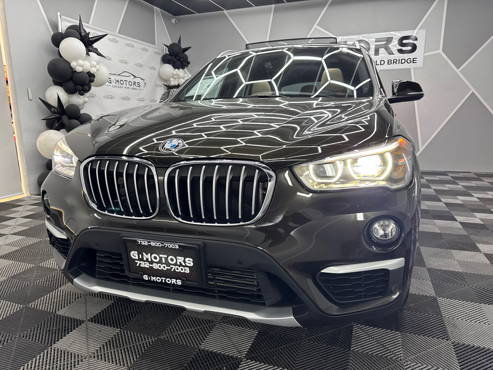 2016 BMW X1  16