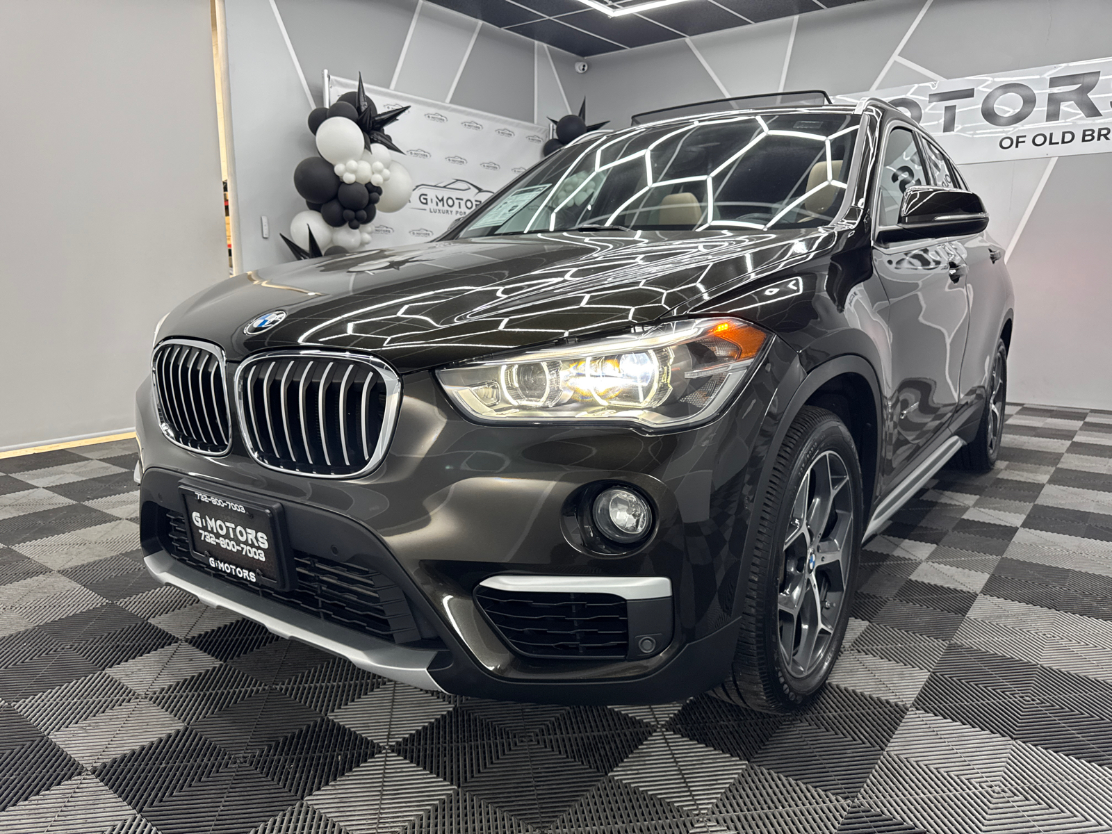 2016 BMW X1  17