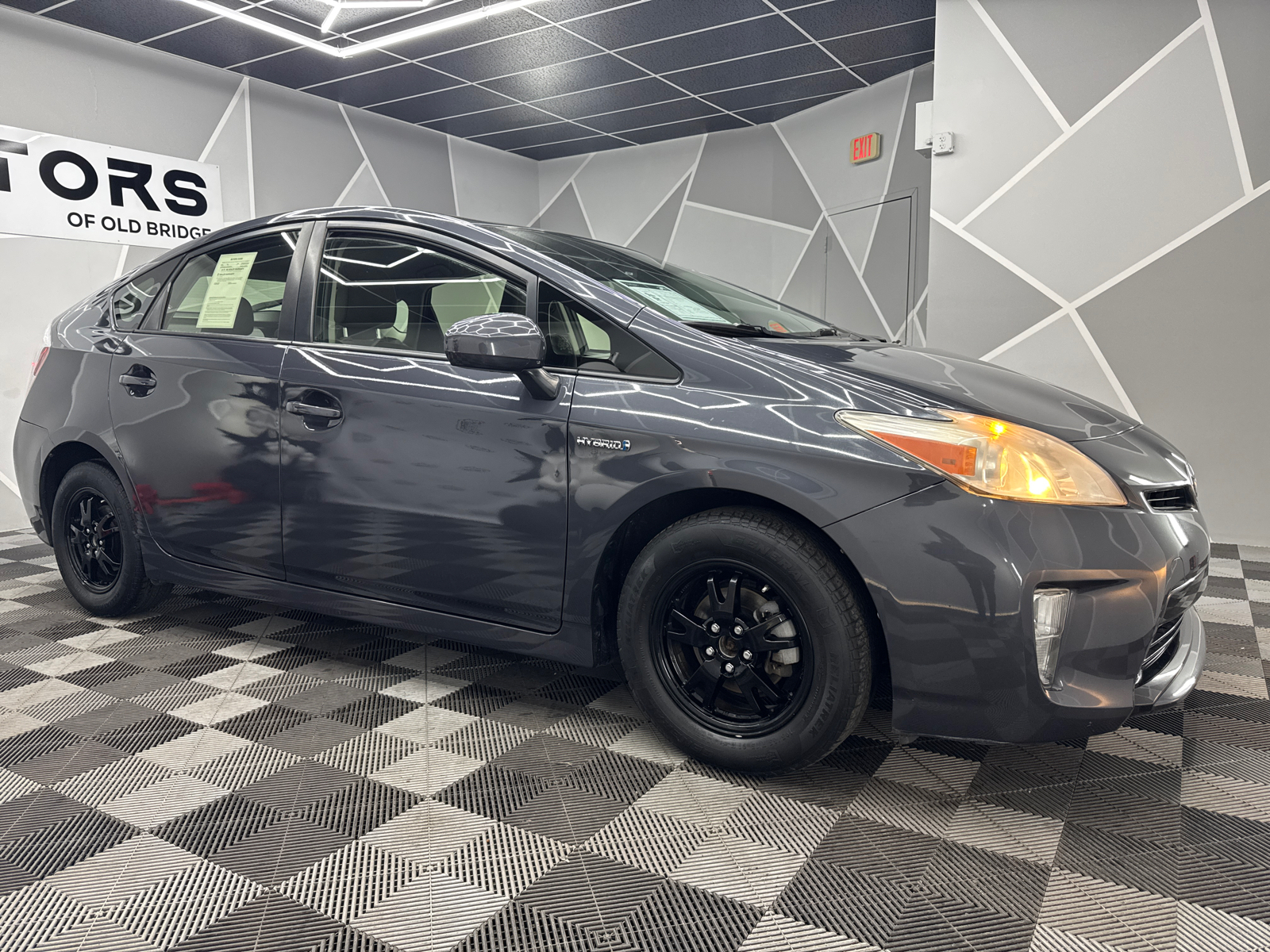 2015 Toyota Prius Two Hatchback 4D 12