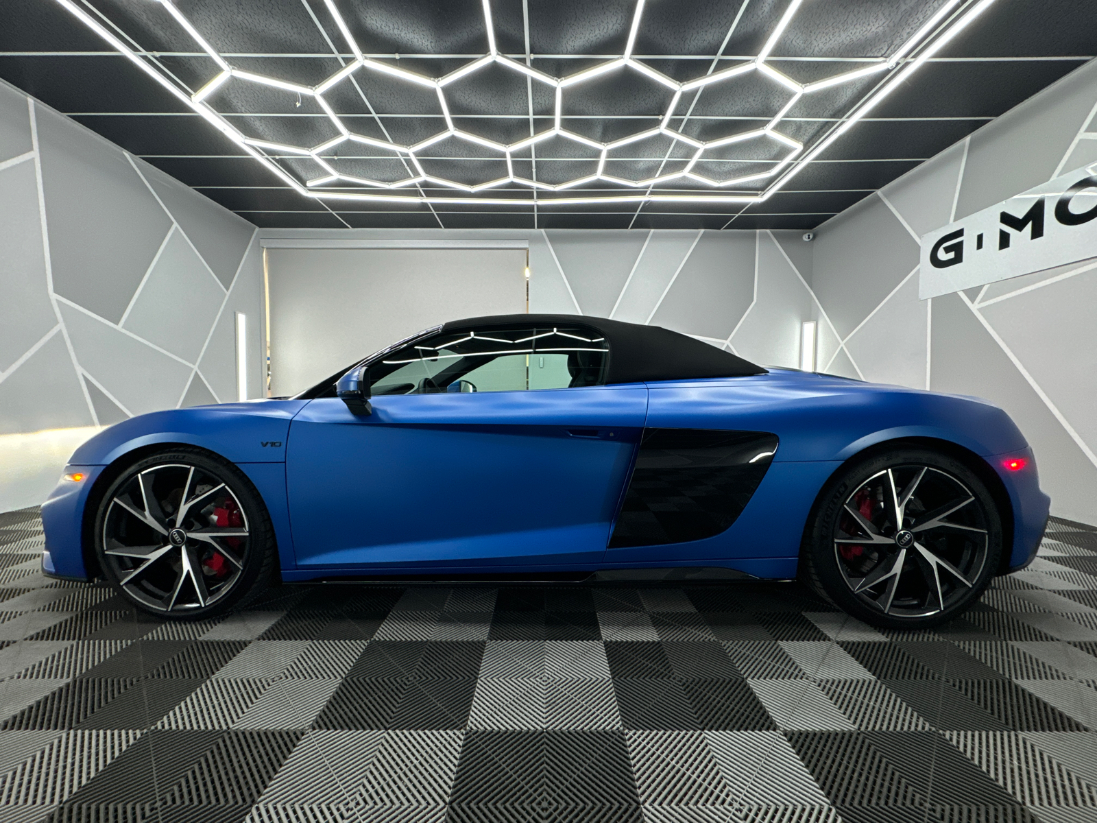 2023 Audi R8 V10 Performance Spyder Cabriolet 2D 2