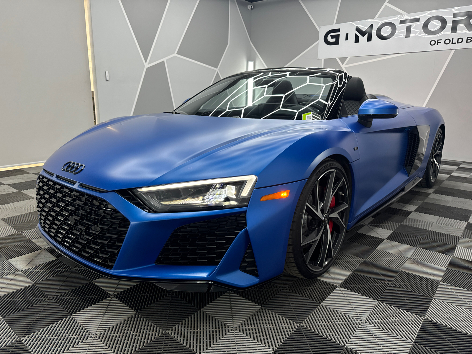 2023 Audi R8 V10 Performance Spyder Cabriolet 2D 9