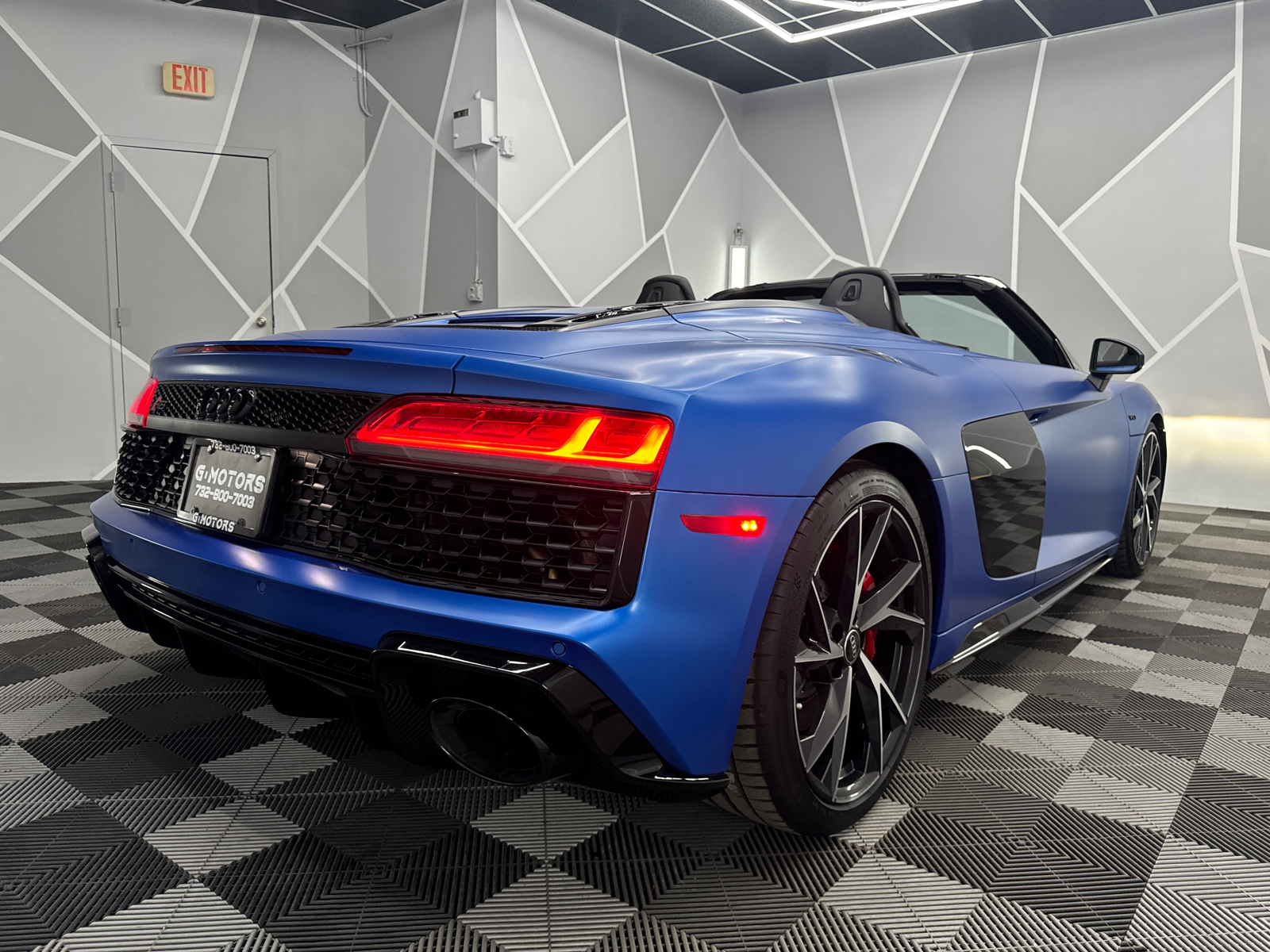 2023 Audi R8 V10 Performance Spyder Cabriolet 2D 13