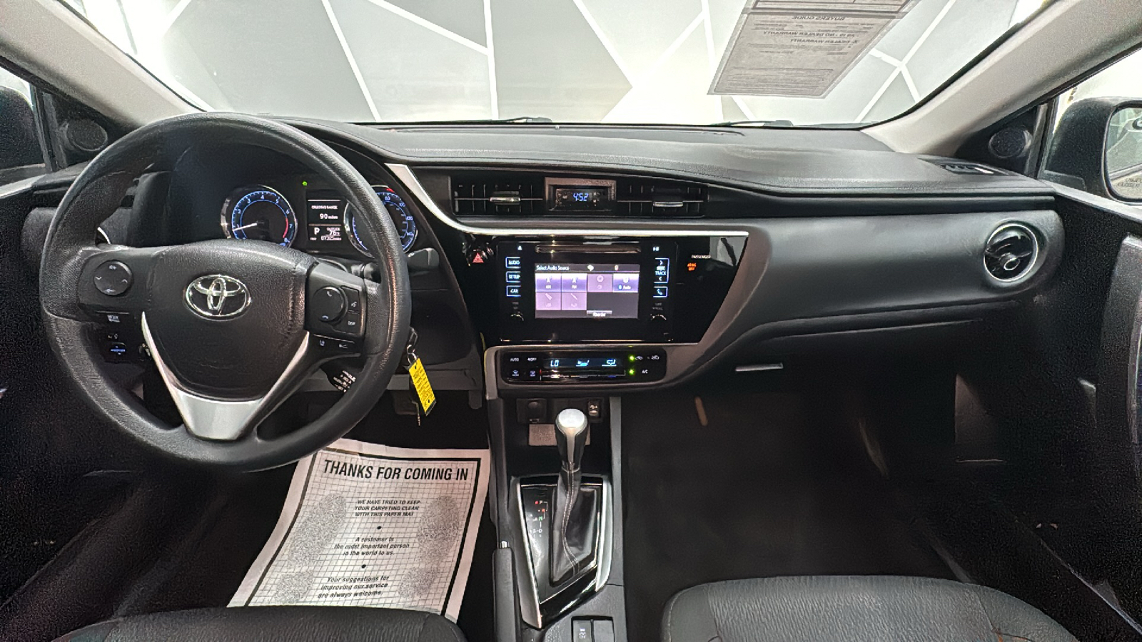 2017 Toyota Corolla LE Sedan 4D 38