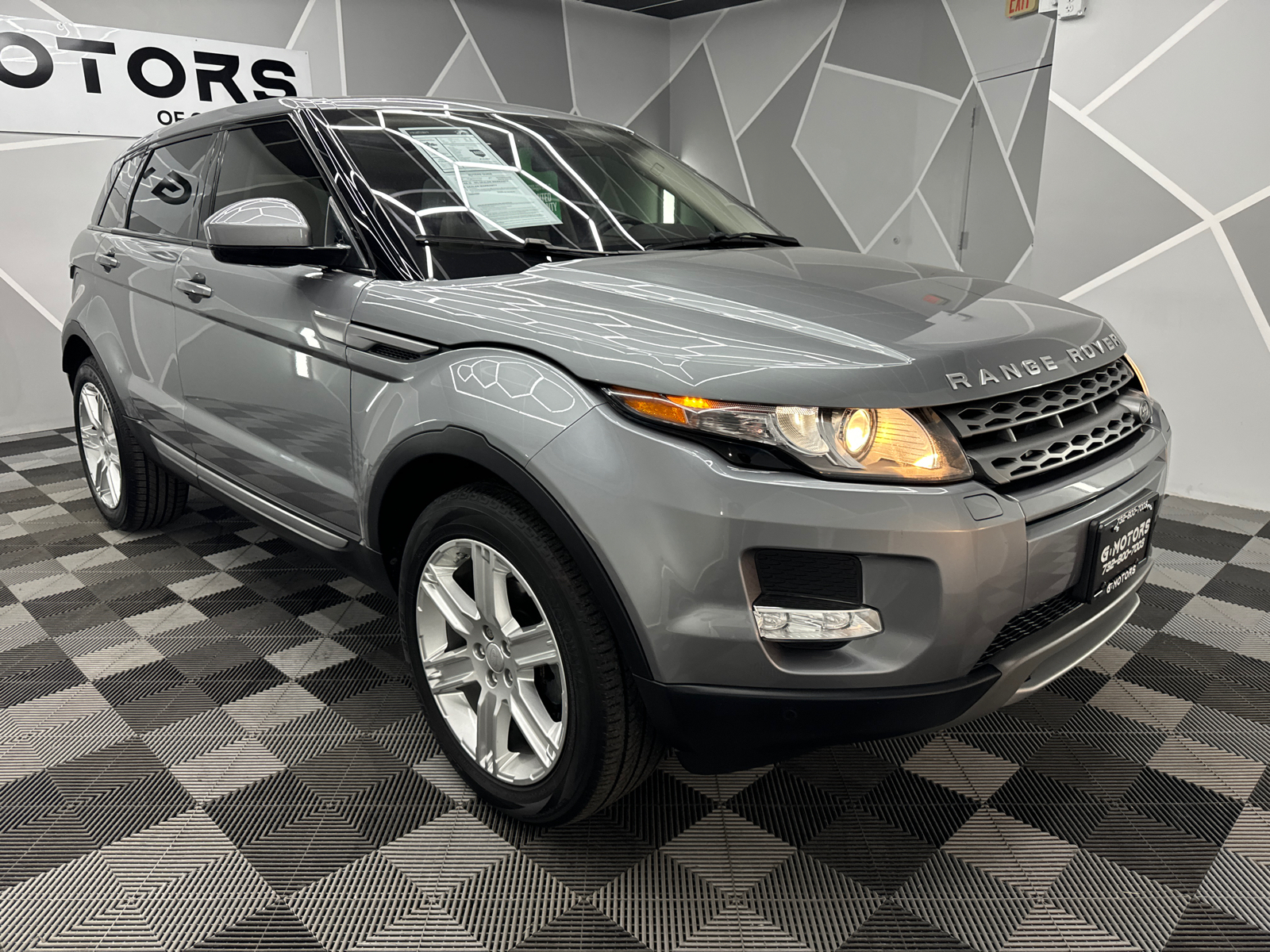 2015 Land Rover Range Rover Evoque Pure Plus Sport Utility 4D 13