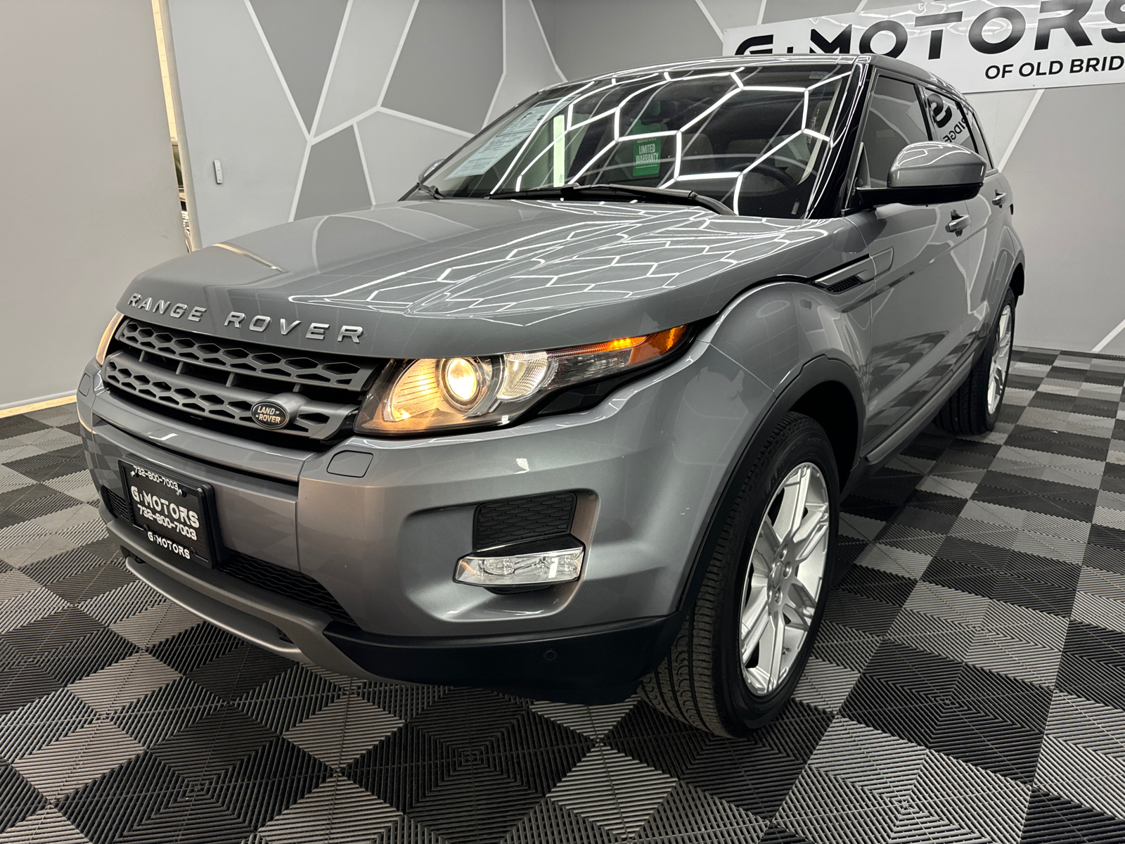 2015 Land Rover Range Rover Evoque Pure Plus Sport Utility 4D 17