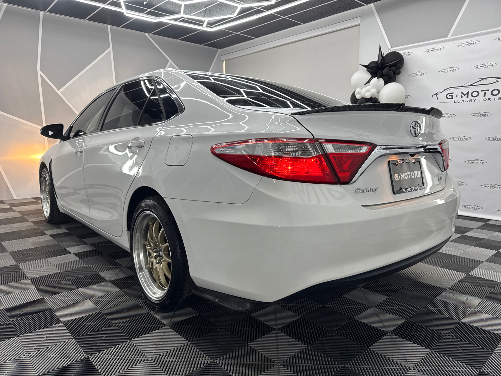 2015 Toyota Camry LE Sedan 4D 5