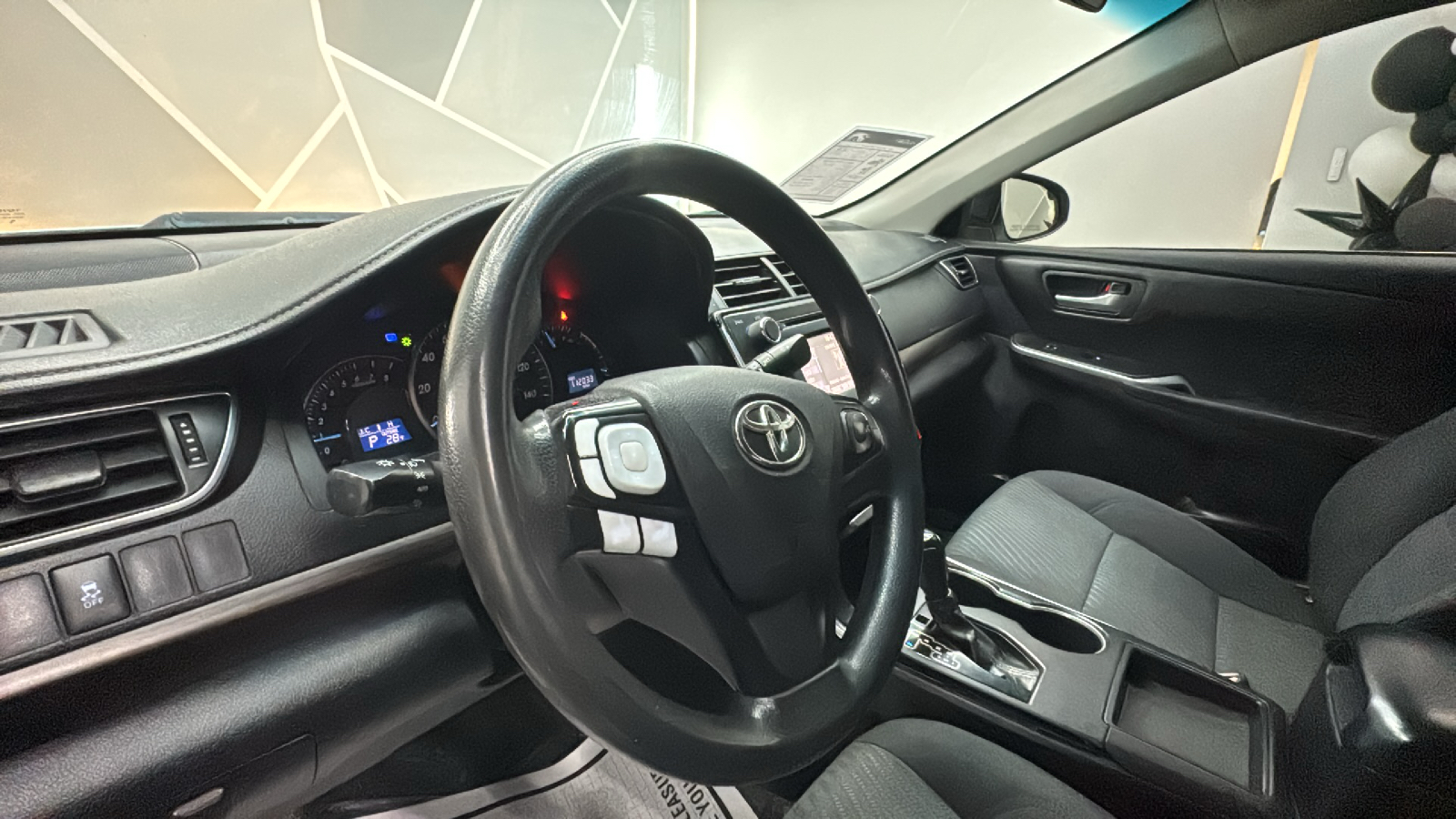 2015 Toyota Camry LE Sedan 4D 35