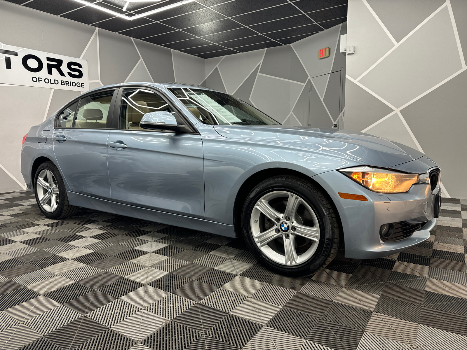 2015 BMW 3 Series 328i xDrive Sedan 4D 12