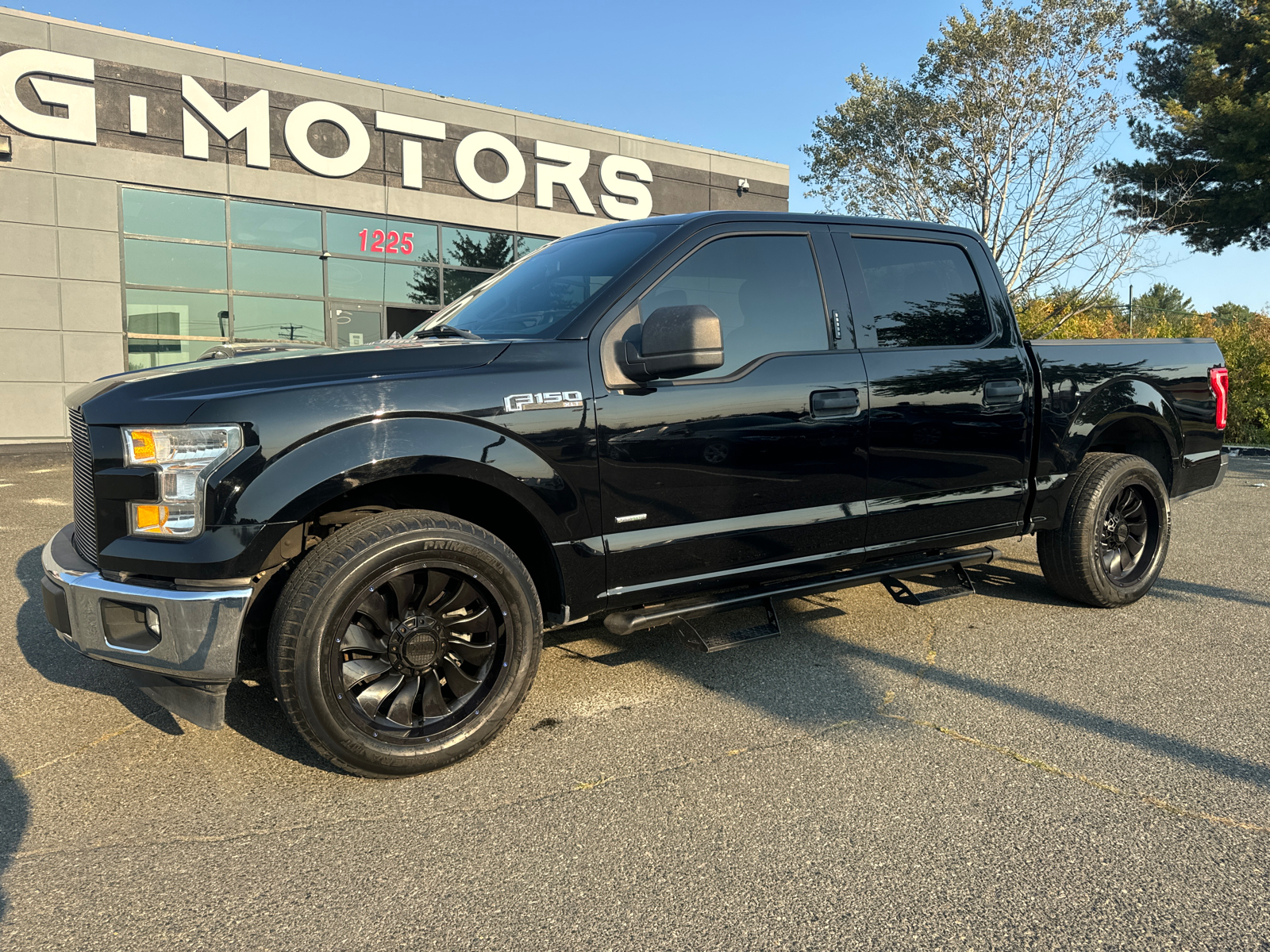 2017 Ford F150 SuperCrew Cab XLT Pickup 4D 5 1/2 ft 2