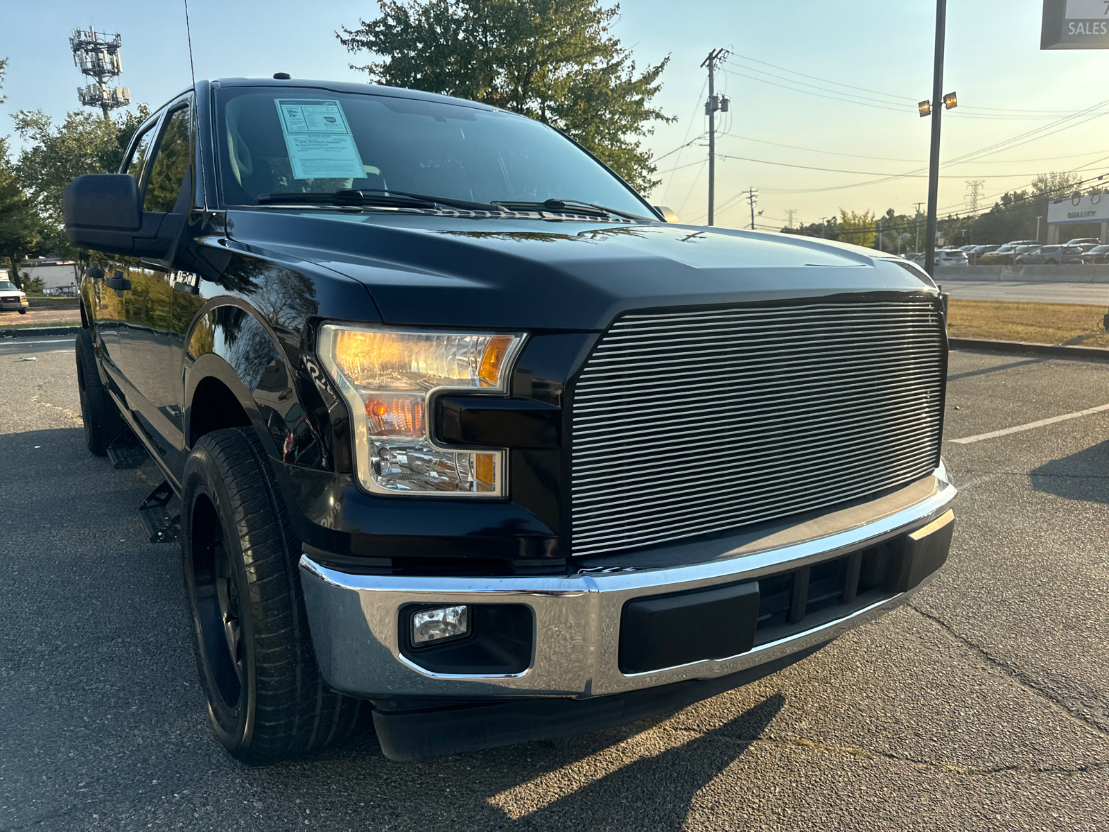 2017 Ford F150 SuperCrew Cab XLT Pickup 4D 5 1/2 ft 14