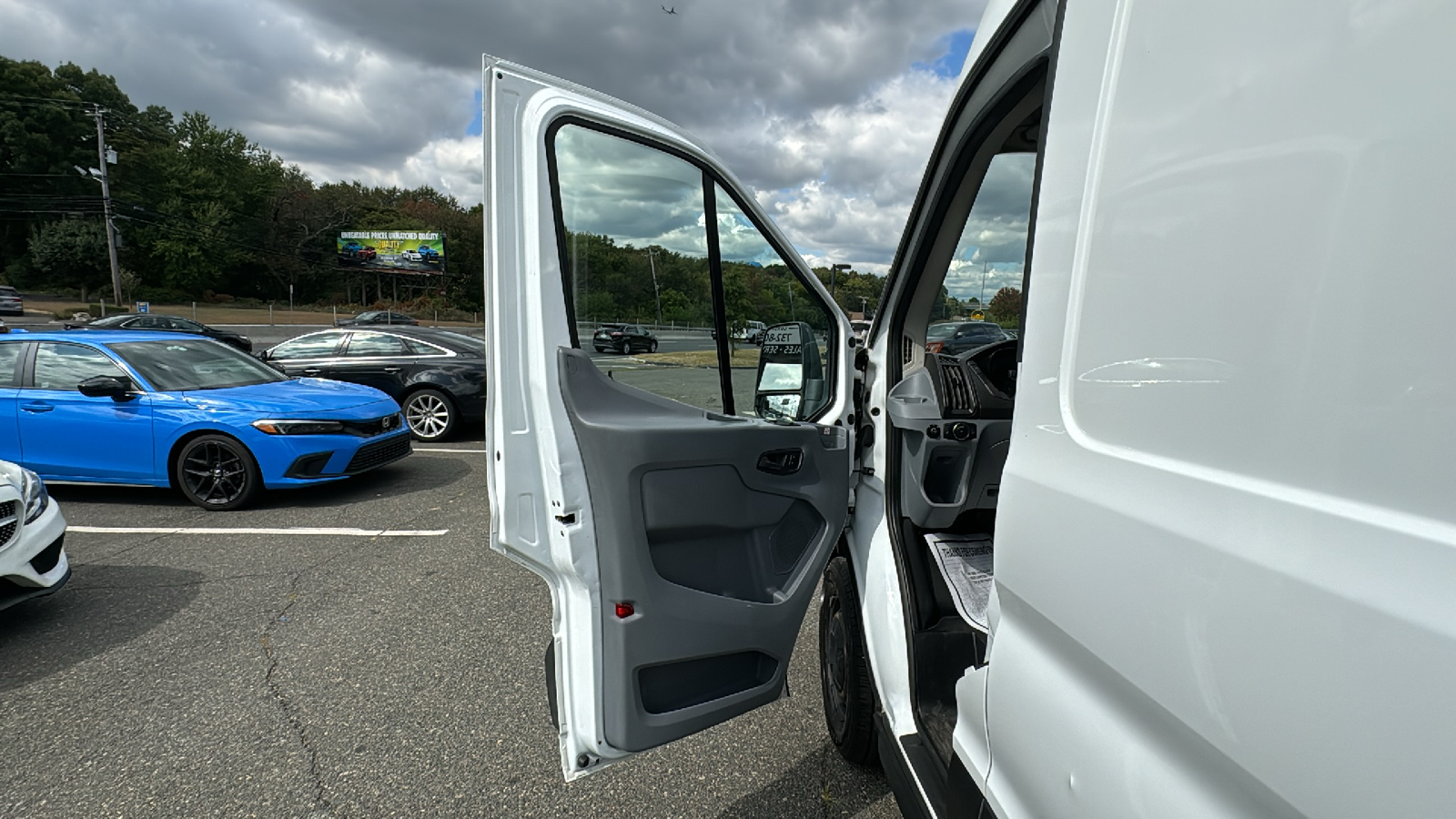 2019 Ford Transit 250 Van Extended Length High Roof w/Sliding Side Door w/LW 31