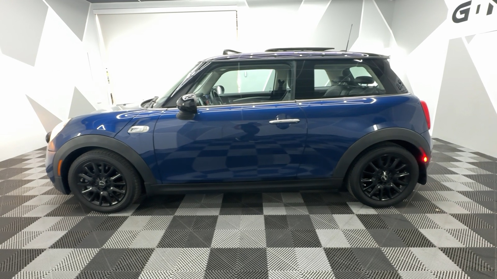 2015 MINI Hardtop 2 Door Cooper S Hatchback 2D 4