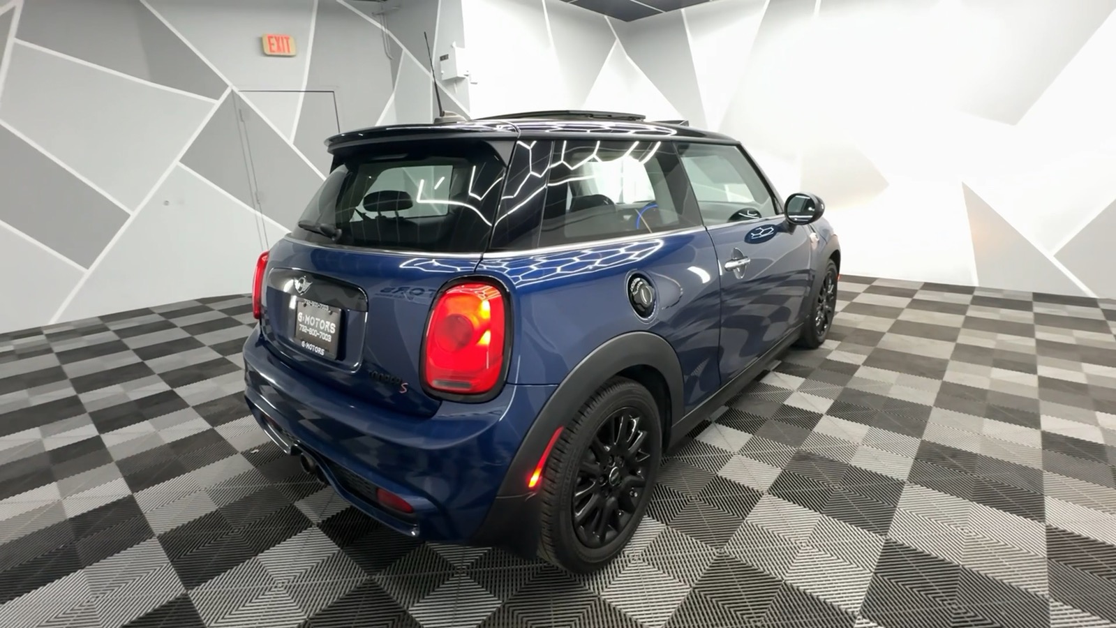 2015 MINI Hardtop 2 Door Cooper S Hatchback 2D 9