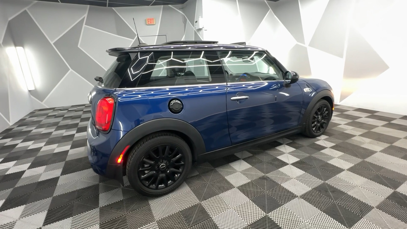 2015 MINI Hardtop 2 Door Cooper S Hatchback 2D 10