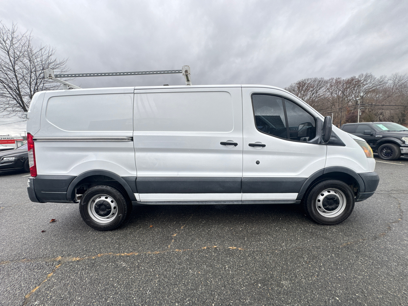 2017 Ford Transit 250 Van Low Roof w/Sliding Side Door w/RWB Van 3D 11