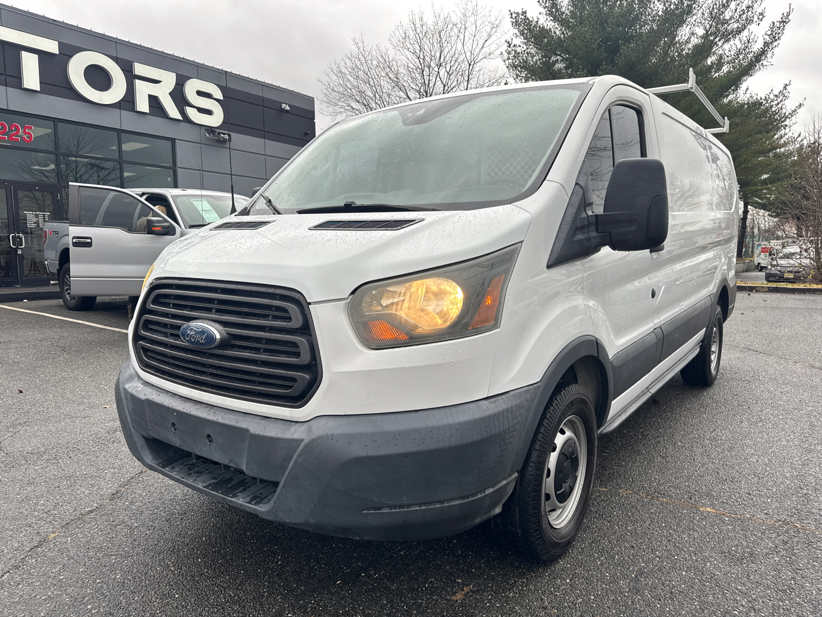 2017 Ford Transit 250 Van Low Roof w/Sliding Side Door w/RWB Van 3D 17