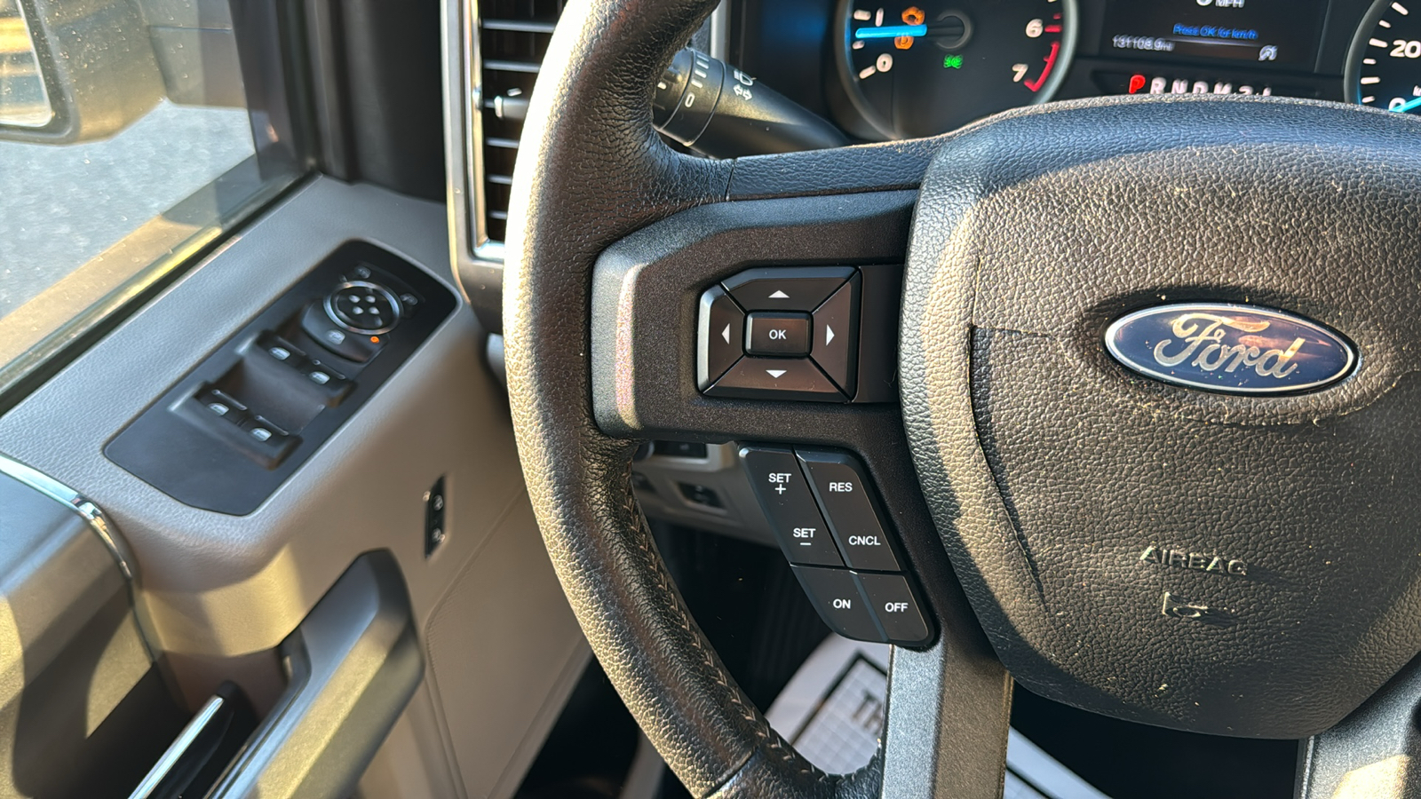 2015 Ford F-150  41