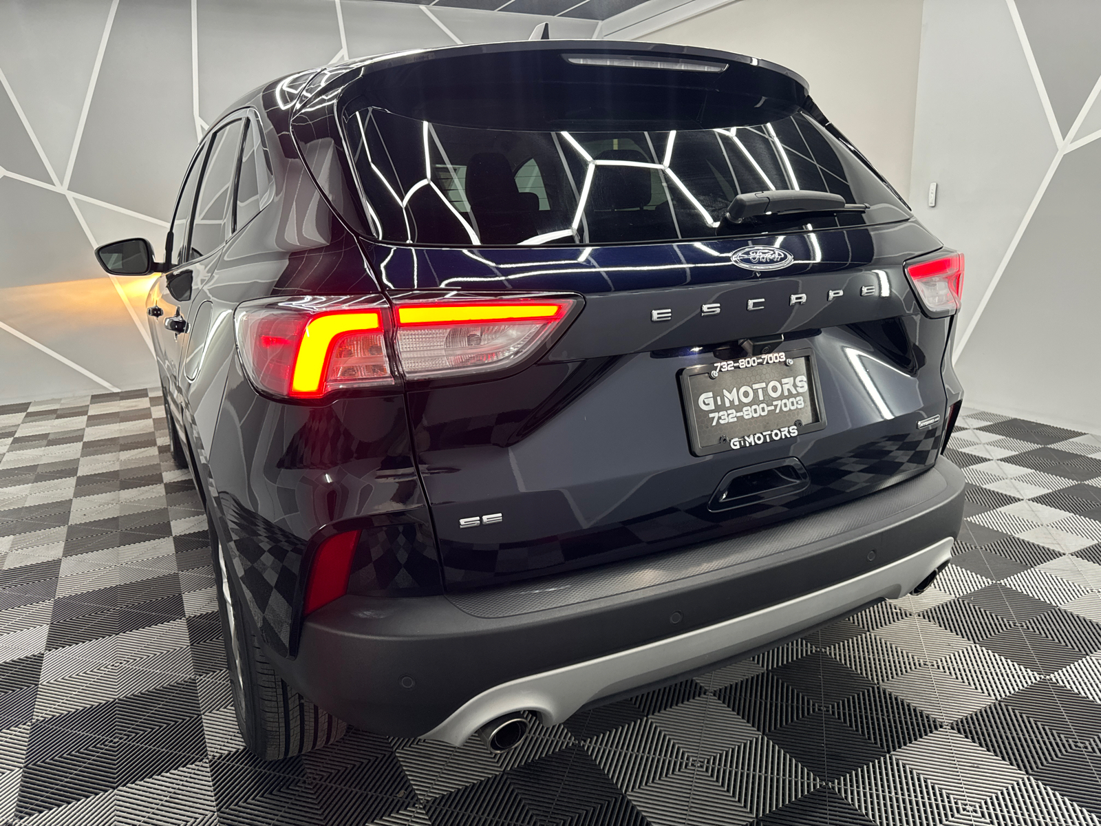 2021 Ford Escape SE Hybrid Sport Utility 4D 6