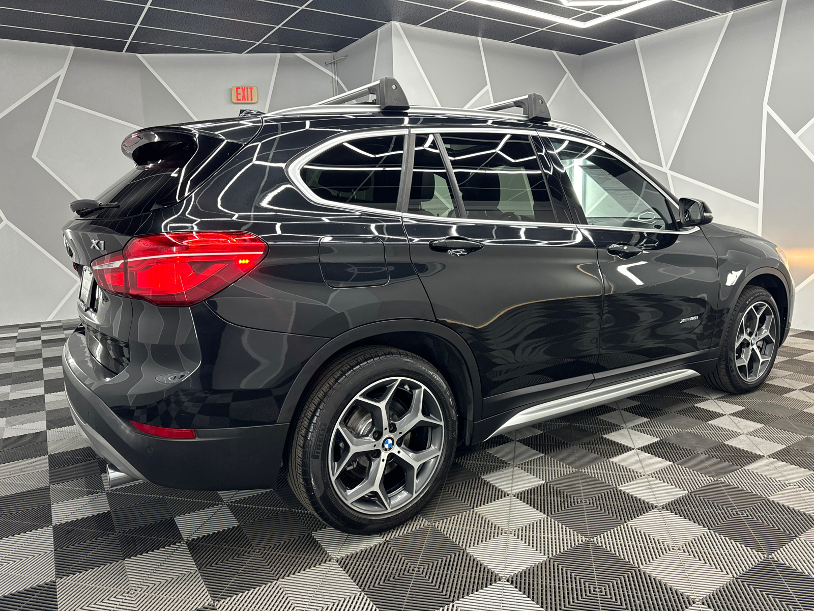 2018 BMW X1  10