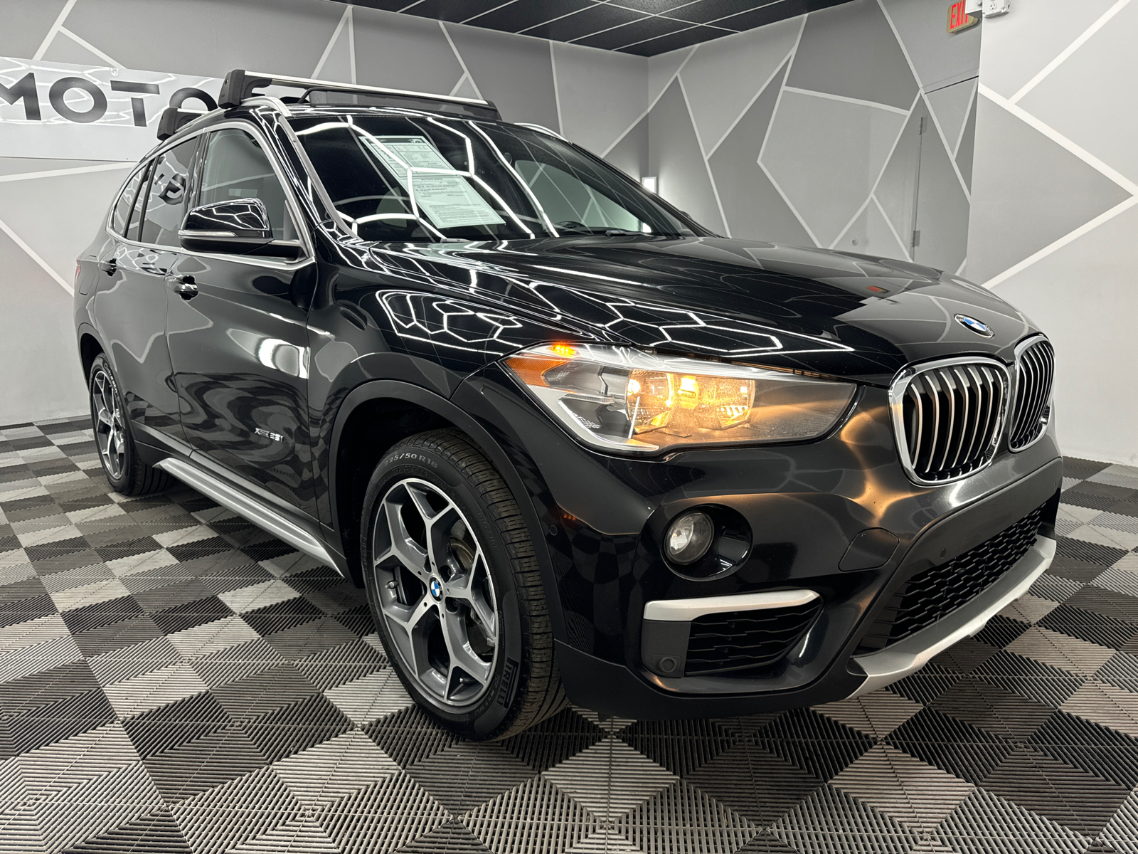 2018 BMW X1  13