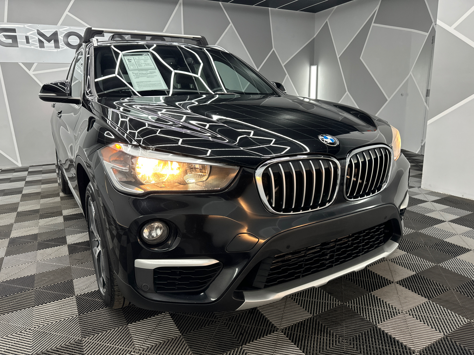 2018 BMW X1  14