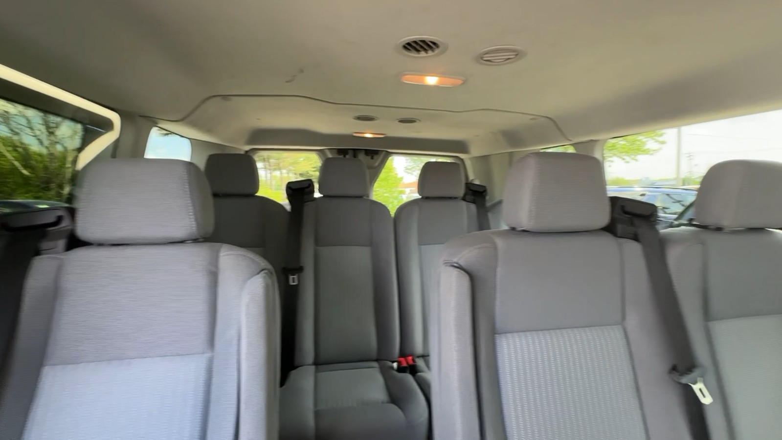 2015 Ford Transit 350 Wagon XLT w/Low Roof w/Sliding Side Door Van 3D 43