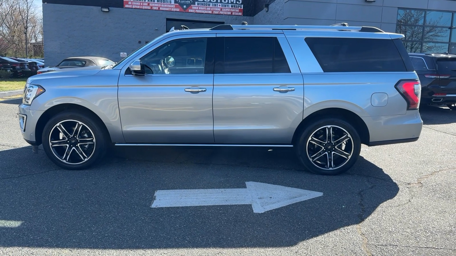 2020 Ford Expedition MAX Limited Sport Utility 4D 7