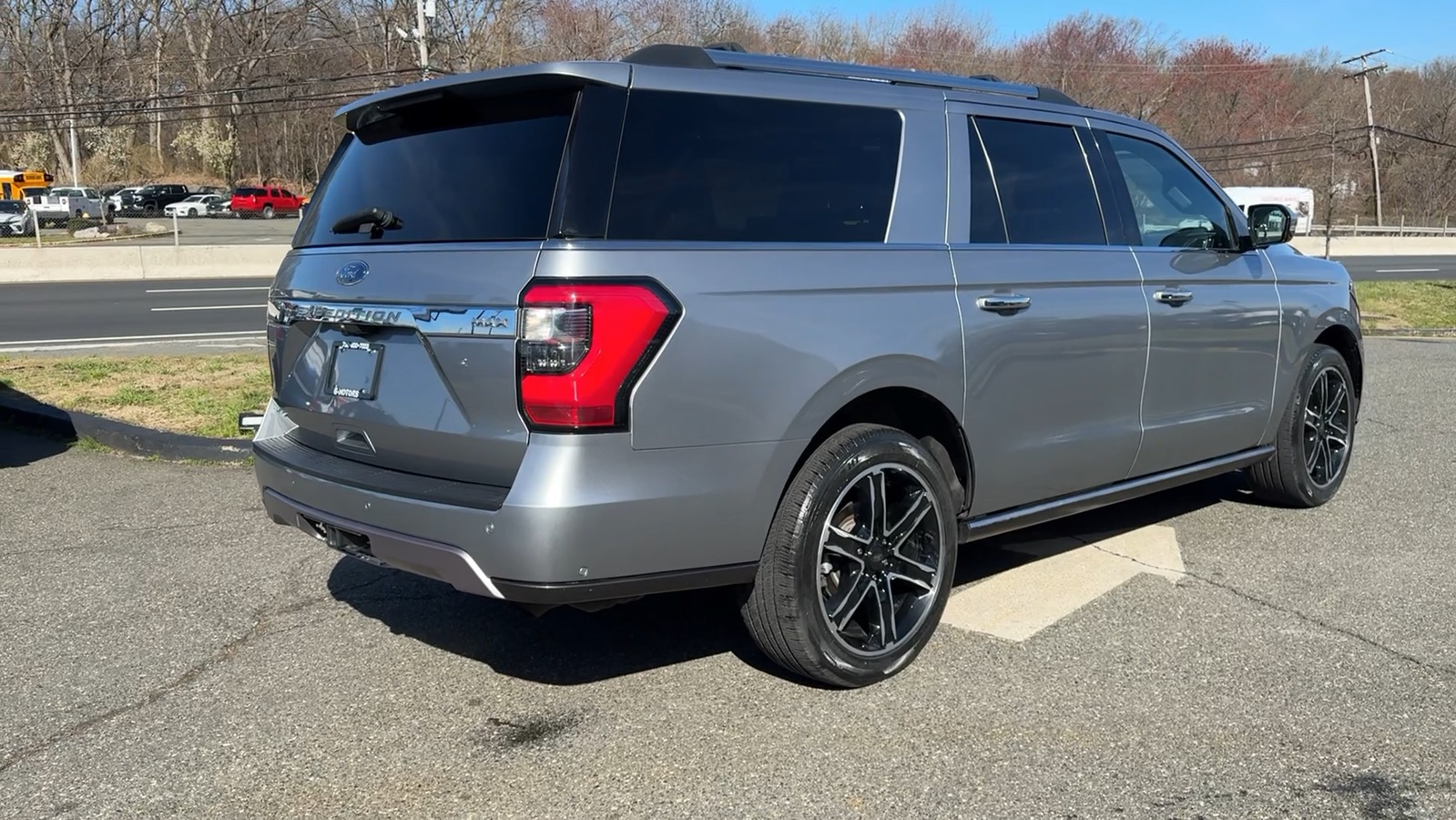 2020 Ford Expedition MAX Limited Sport Utility 4D 17